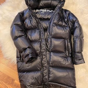 Aritzia super puff mid